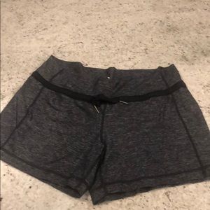 Lululemon Shorts Size 8
